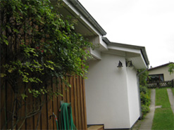 Erneuerung der Dachrinne und Schornsteineinfassung bei einer Dachsanierung in Neugraben-Fischbek