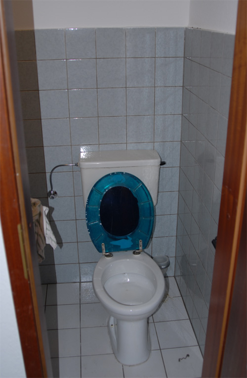vorher - Erneuerung eines G�ste WC